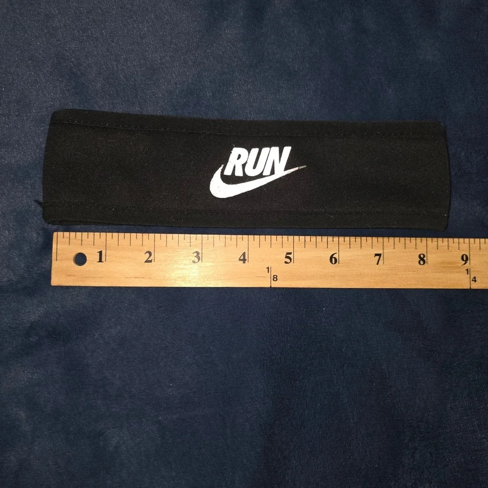 Nike run therma